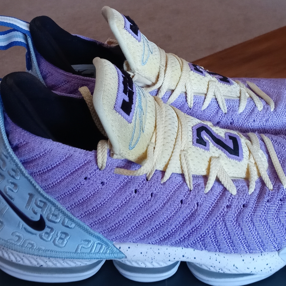 Lebron 16 Lakers heritage💥💥SOLD💥💥💥
